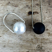 Load image into Gallery viewer, NECKLACE WITH LARGE SILVER SPHERE MATT