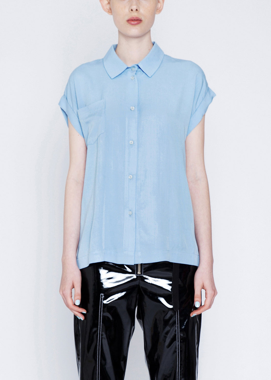 50% OFF  Loose fitted blouse with ruffles in the blue