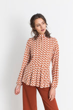 Load image into Gallery viewer, Nolana print blouse